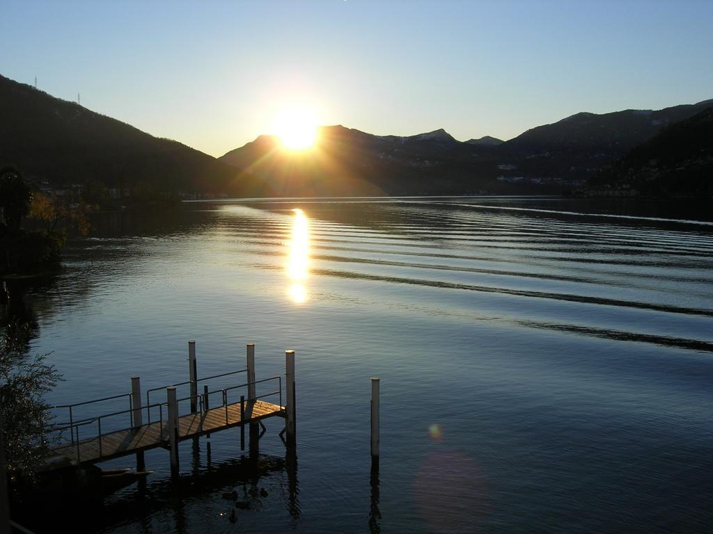 Dolceresio Lugano Lake B&B Brusino Arsizio Rum bild